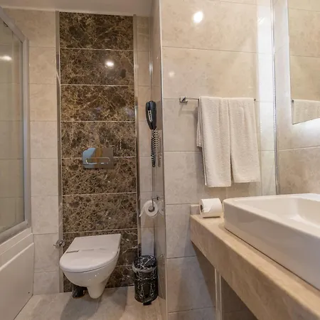 Hotel Halic Park 5*