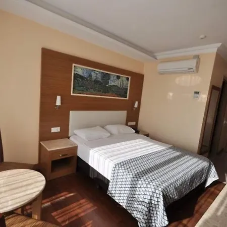 Halic Park 5*